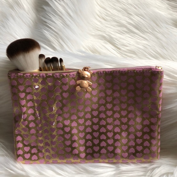 Too Faced Teddy Bear Hair 5 Piece Brush Set - Picture 3 of 5